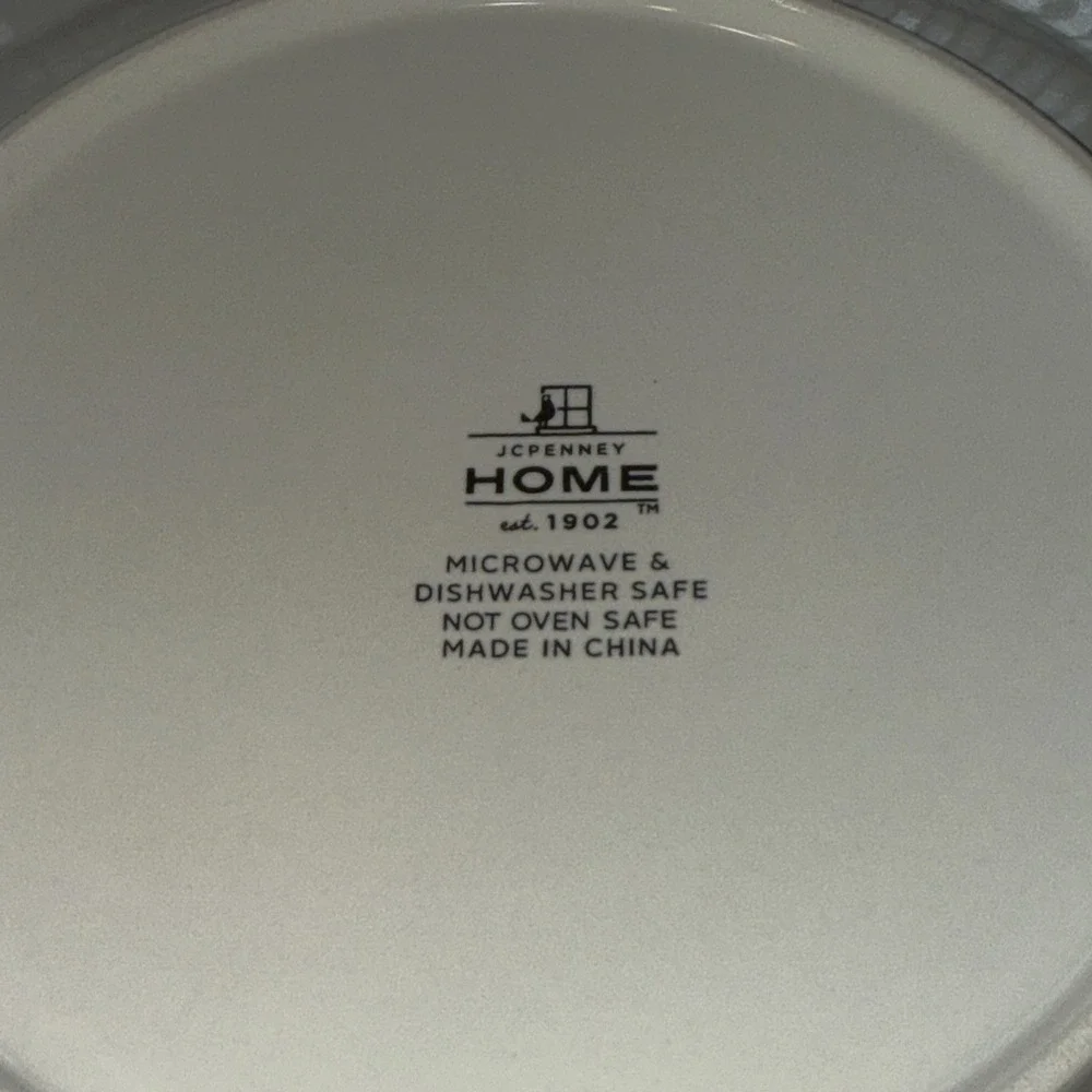 AMBERLY - JCPenney Dinnerware, Ivory ‎ Set 4 Salad Plates 8 5/8